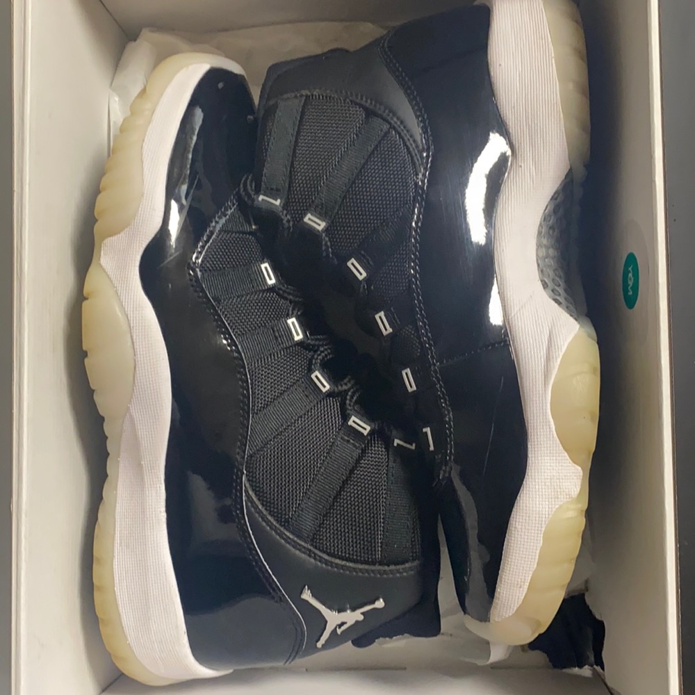 Air Jordan 11 Jubilee